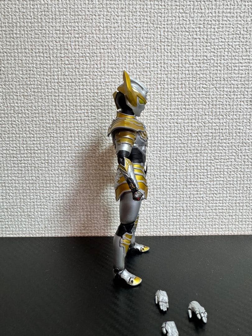 S.H.Figuarts ウルトラマンタイガ フォトンアース 改造品