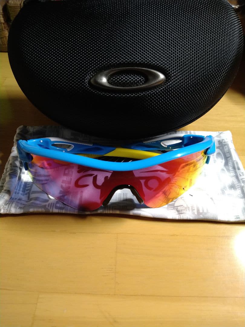 オークリー　レーダーロックパス