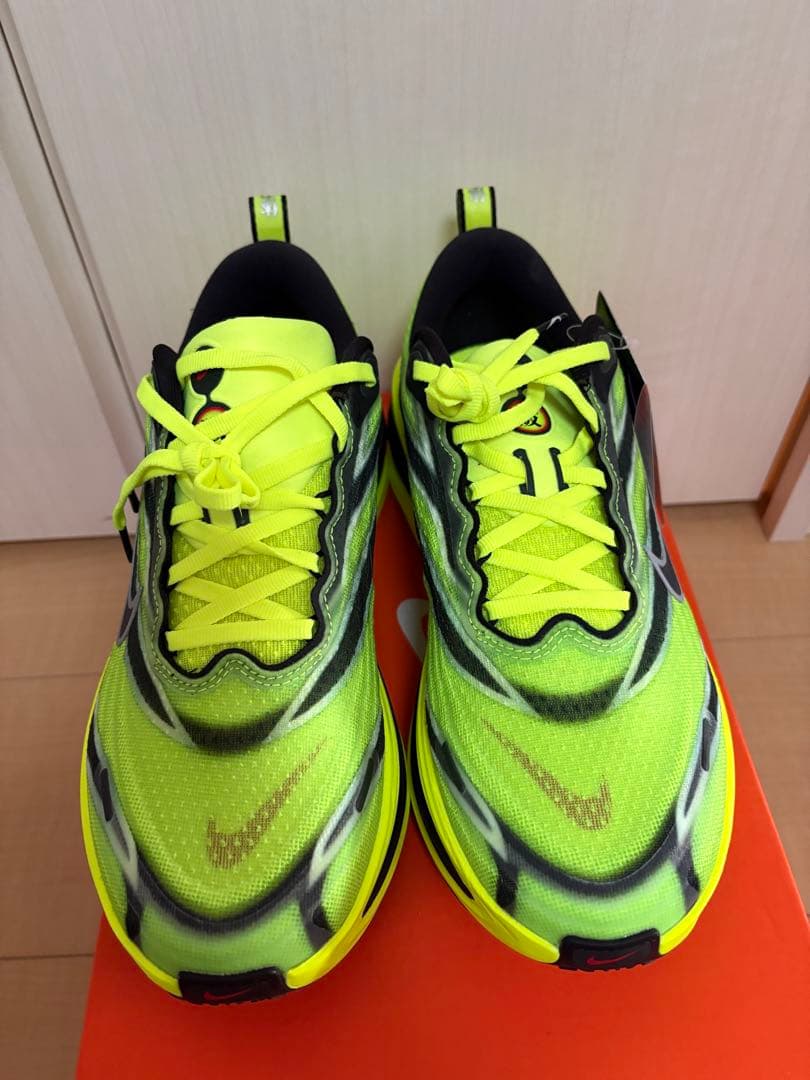 限定値下げ【新品未使用】ナイキ　ボメロプラス　駅伝パック　25.5cm