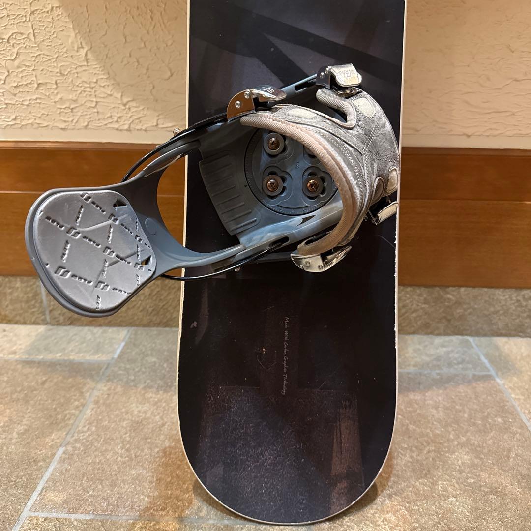 YONEX スノーボード 120cm とFLOWビンディング付　対応:小学生