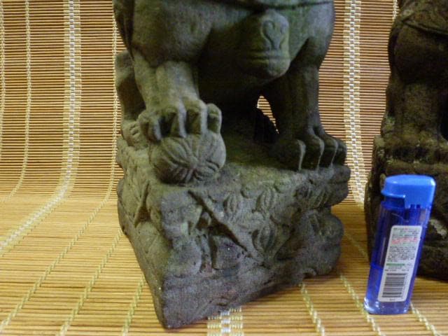 時代　石像　狛犬　一対　石彫　彫刻　縁起物　骨董　1尺　苔