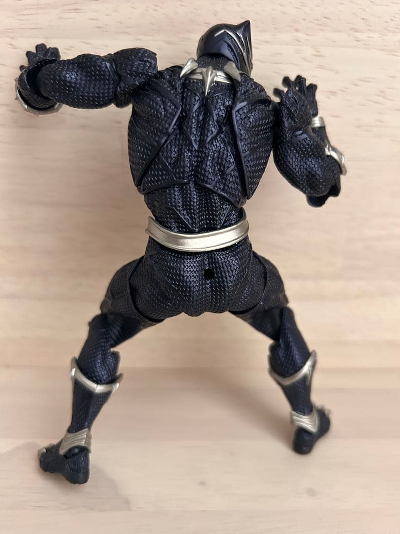 リボルテック アメイジングヤマグチ ブラックパンサー