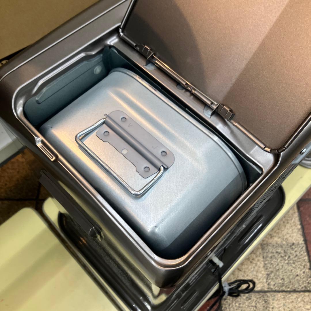 2022年製　CORONA 石油ファンヒーター エコモード搭載