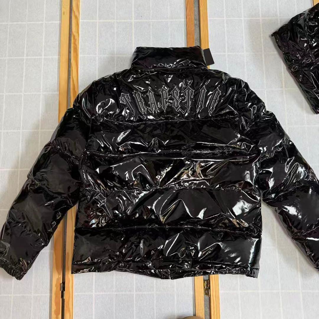 新品 TRAPSTAR 光沢ブラック ダウンジャケット XLサイズ n