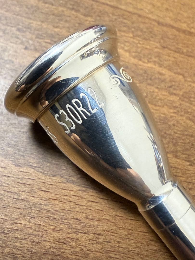 ロメラブラス フレンチホルンマウスピース S30R22