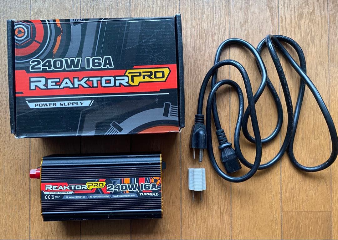 ミニ四駆 パワーサプライTURNIGY REAKTOR 240W 16A