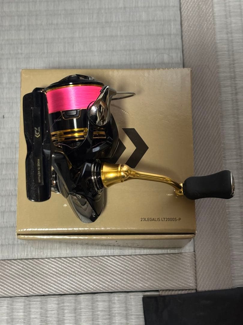 ダイワ 23レガリスLT2000S-P ラインローラー・ハンドルBB追加