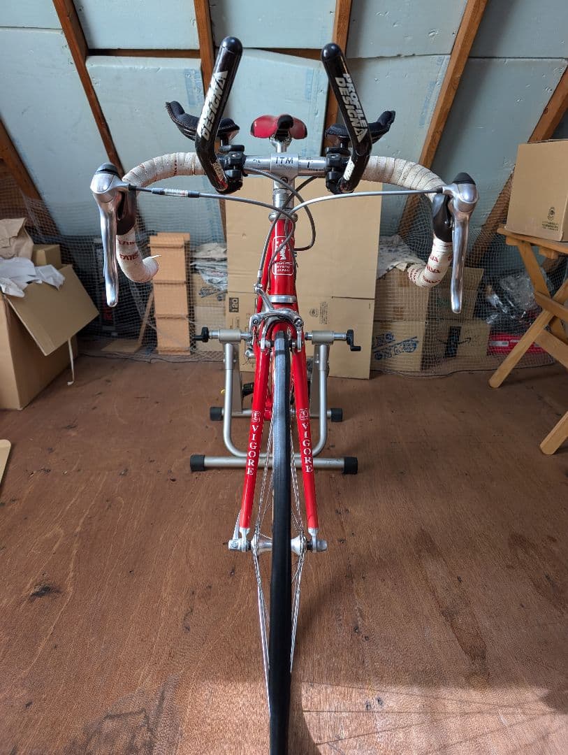 VIGORE フルオーダーロードバイク　練習用ホイール+マビックヘリウム