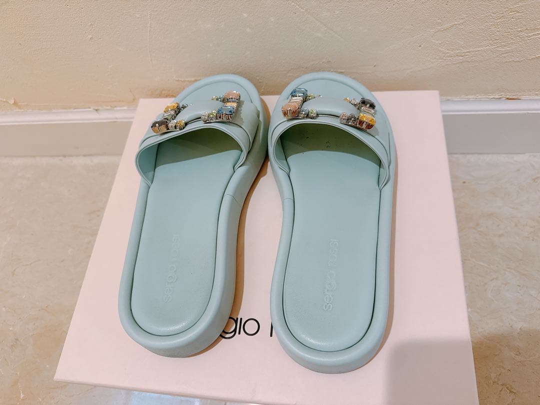 ★セルジオロッシ ビジューサンダル ミントグリーン 36.5★