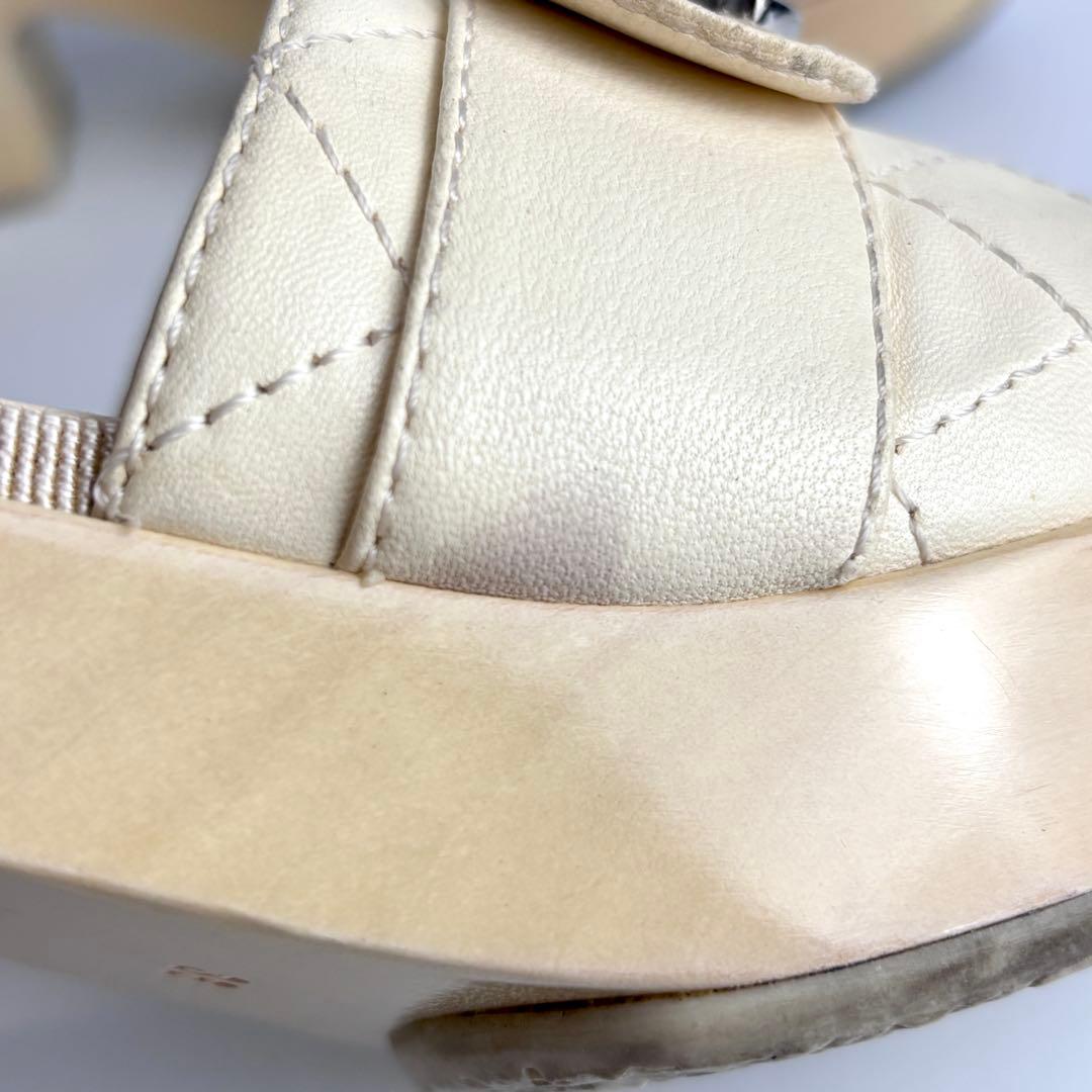 CHANEL シャネル ターンロック ミュール レザー アイボリー ヒール8㎝