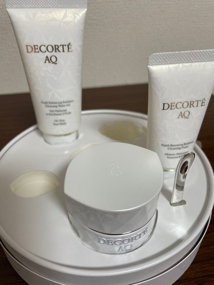 コスメデコルテ　AQブライト ラディアンス コフレ II