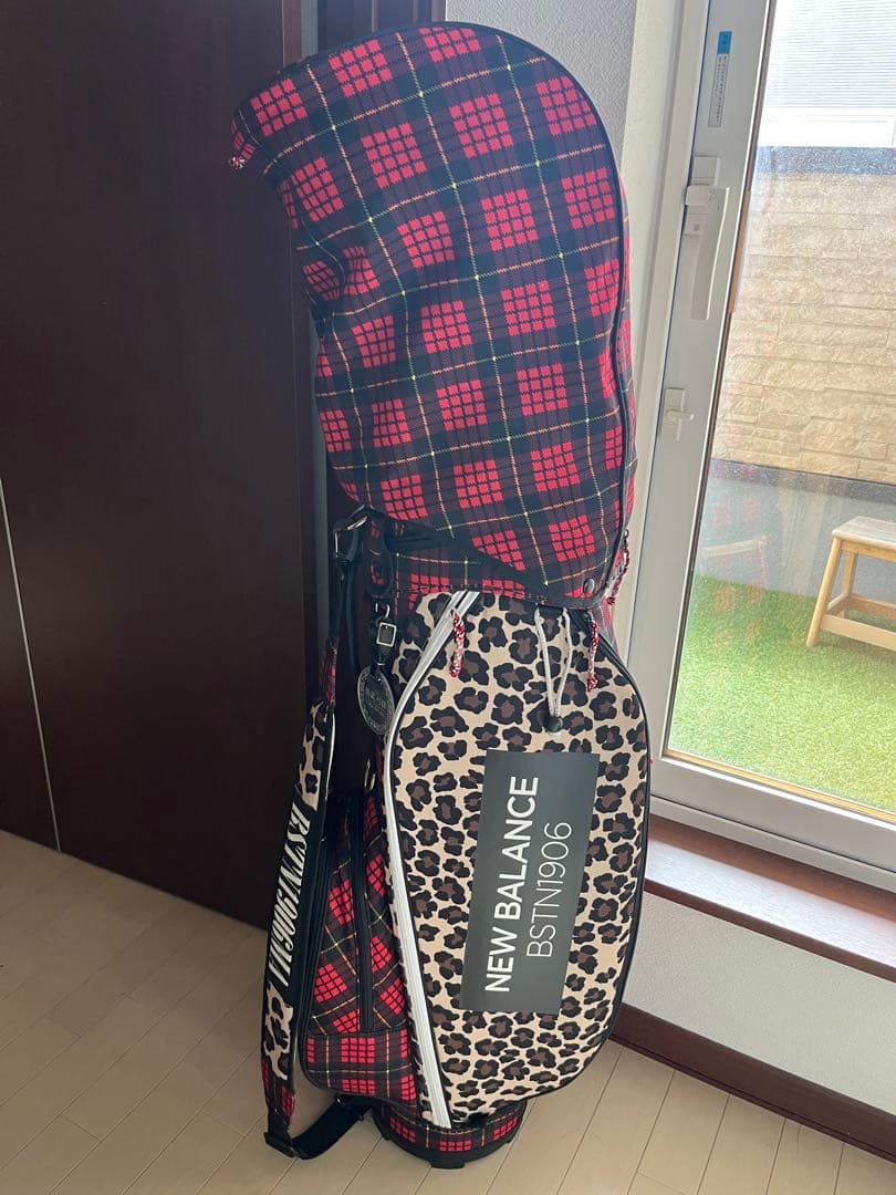 NEW BALANCE BSTN906 ゴルフバッグ、クラブ一式