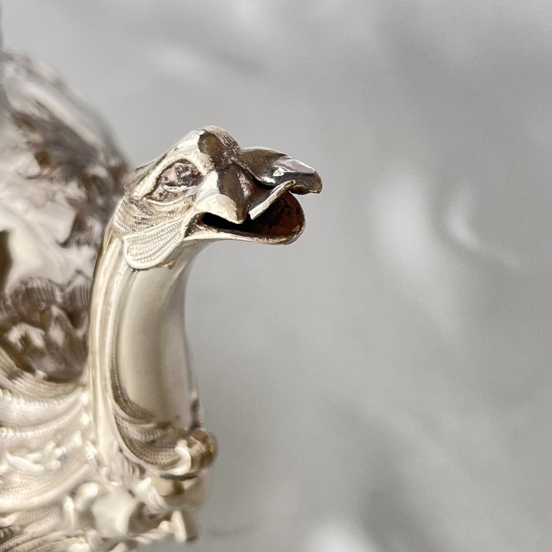 【英国 】 ファルコンとマスカロンのティーポット【シルバープレート】豪華！！