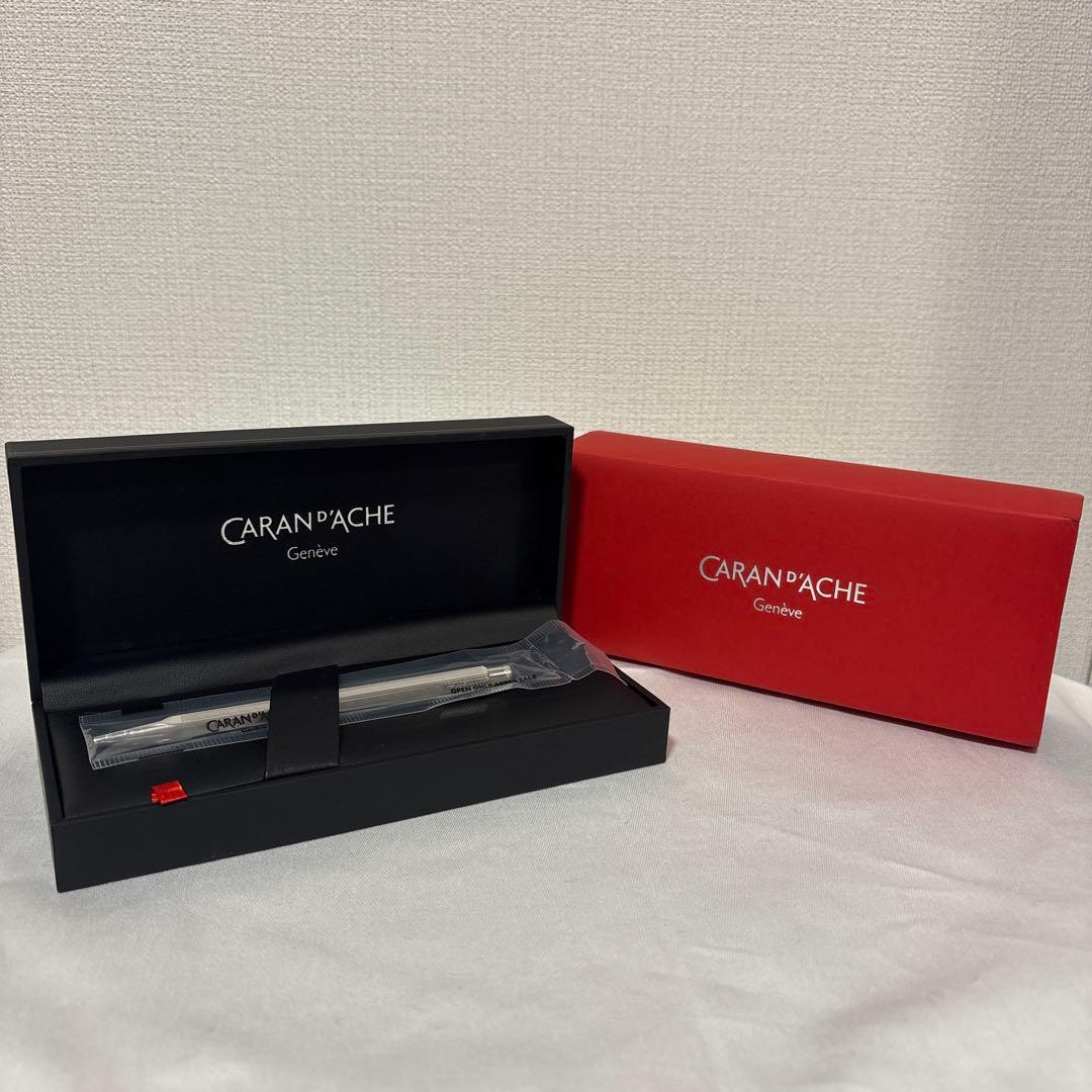 【新品未使用】CARAN D'ACHE ボールペン シルバー ケース付き
