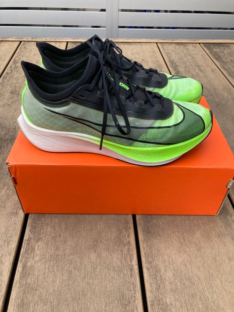 Nike zoom fly 3 26.5cm ランニング 緑 白 黒