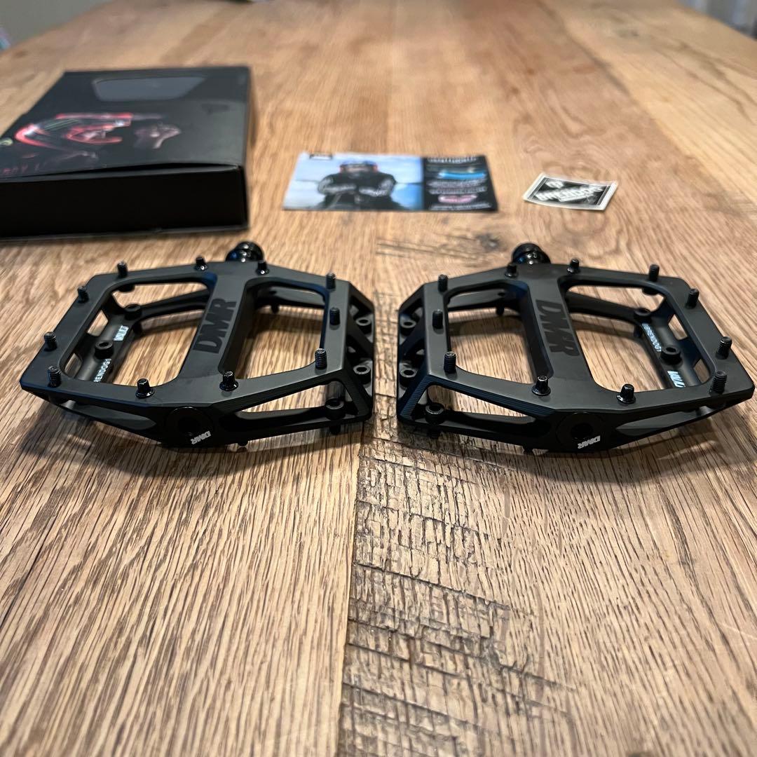 未使用 DMR ペダル Vault Brendog Pedal マットブラック