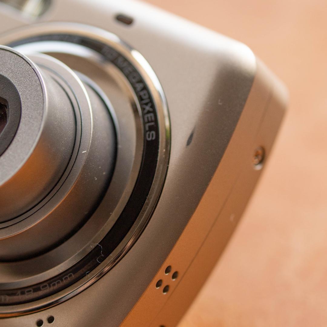 【単3電池で動く平成レトロなコンデジ】PENTAX optio E70