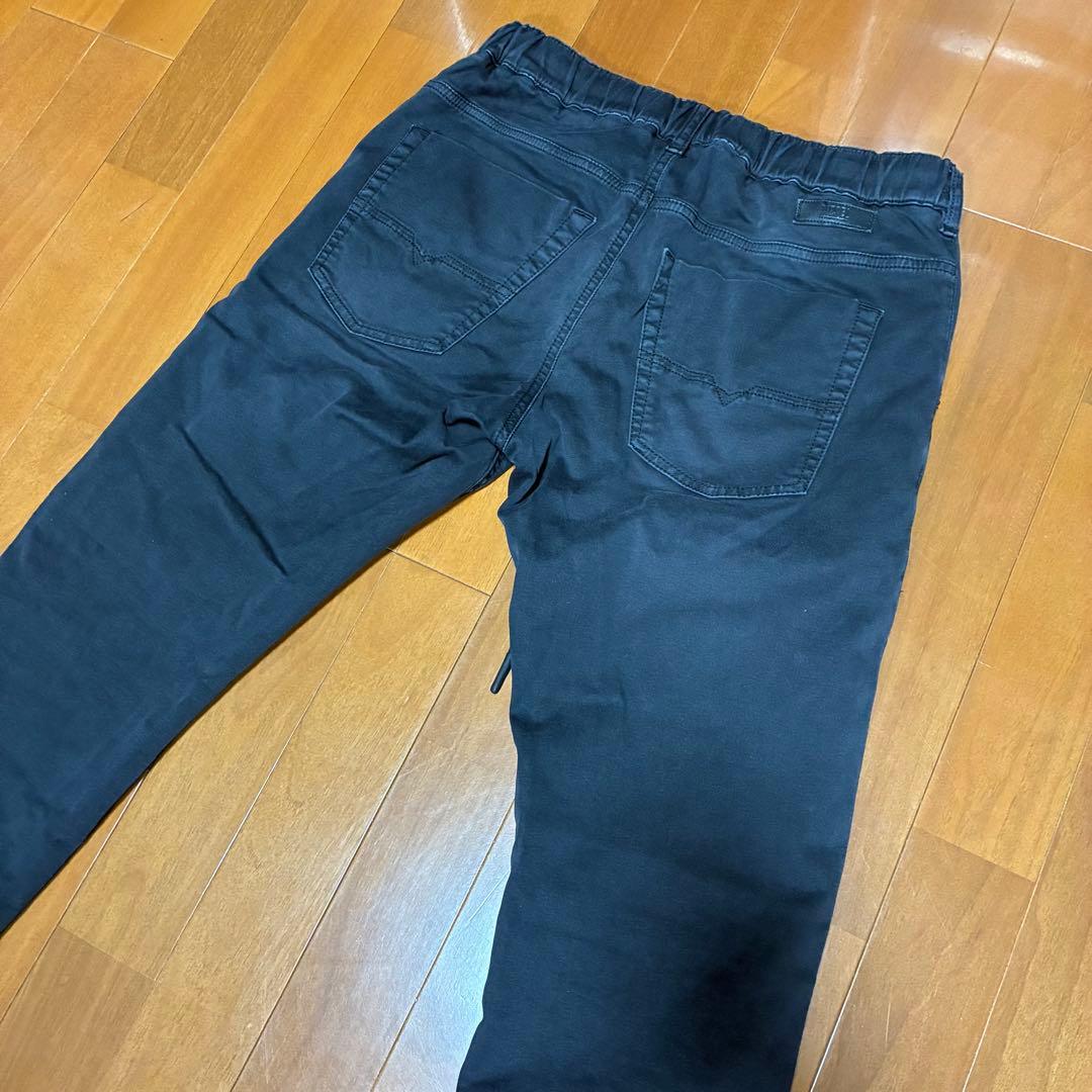 ディーゼル　最新定番カラーブラック　ジョグジーンズ　30インチ　436