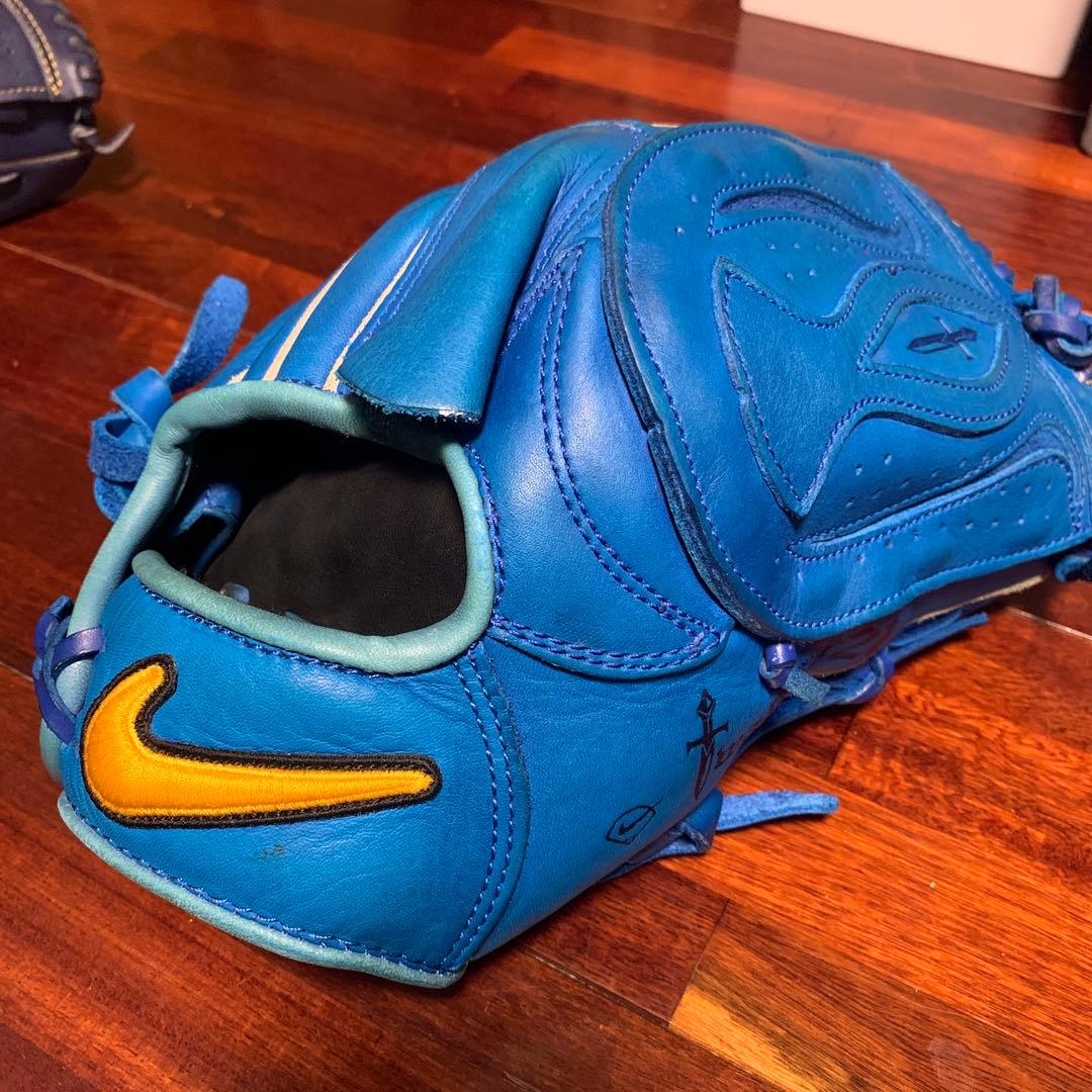 美品！NIKE 軟式投手用グローブ　岩隈久志モデル　限定　ナイキ　限定袋付き