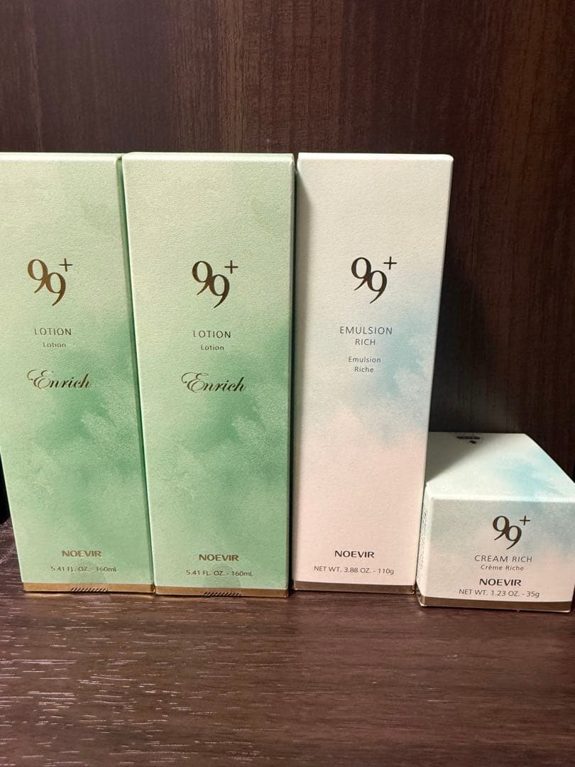 ノエビア　99+リッチセット