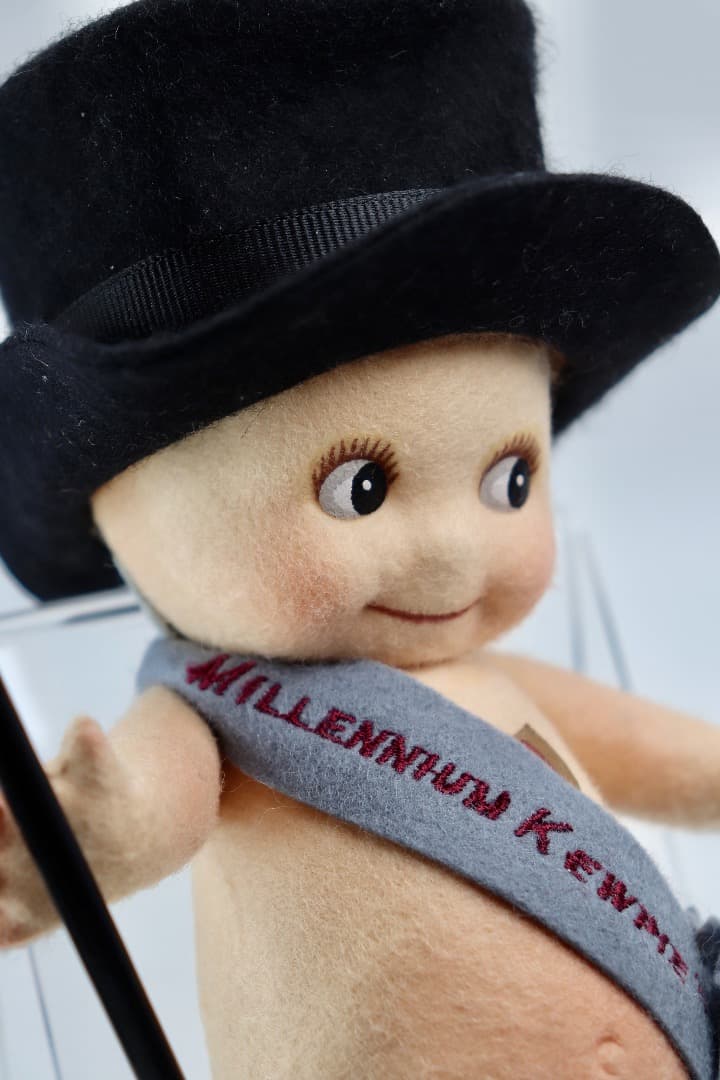 ミリニアム・キューピー R. John Wright 2000年新品在庫