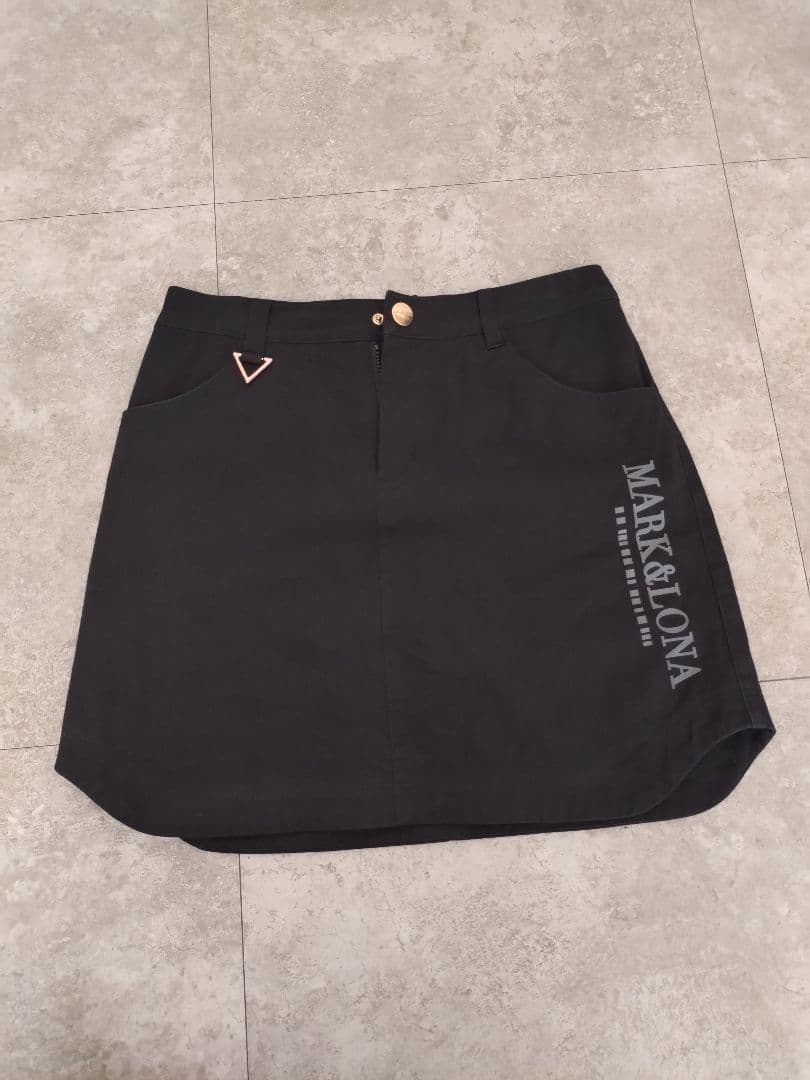 MARK&LONA ゴルフスカート ブラック
