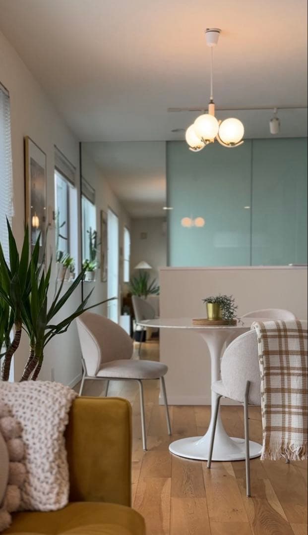 【KRN】ヴィンテージ ガラスシャンデリア 3灯