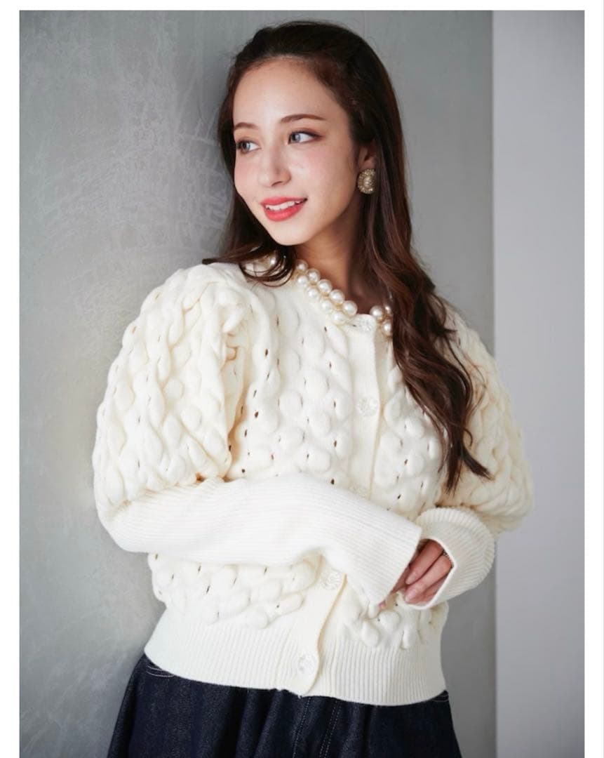 タグ付き新品未使用、パールカーディガン/ホワイト、オブリ、obli、OBLI