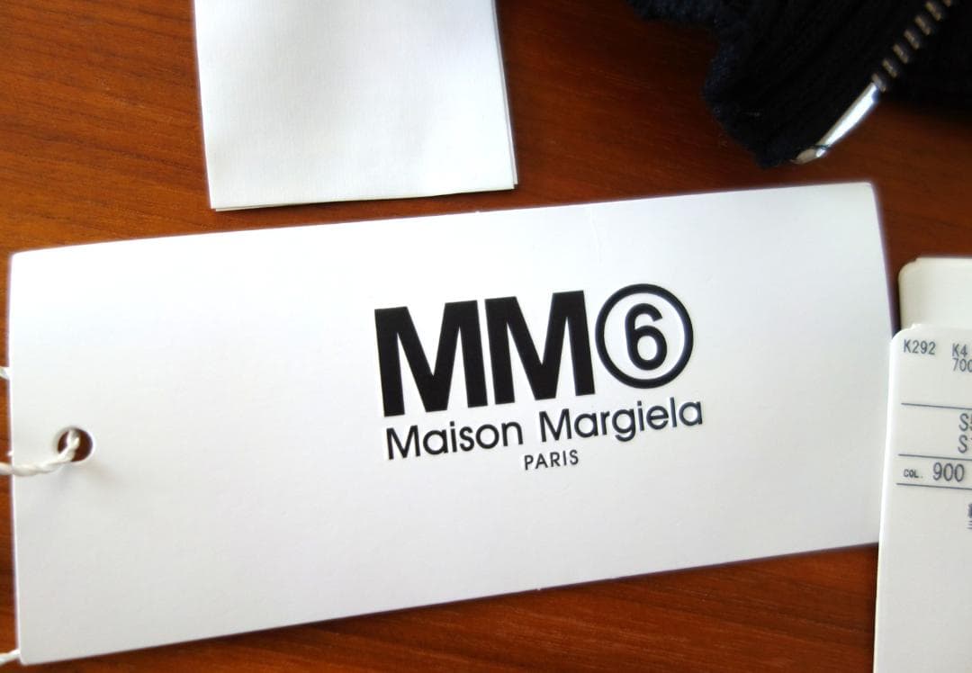 ▼MM6 Maison Margiela ネックウォーマー ブラック