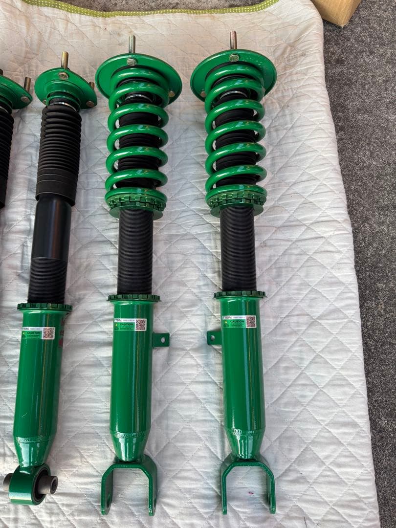 ほぼ新品 TEIN 車高調 レクサス GS300h AWL10