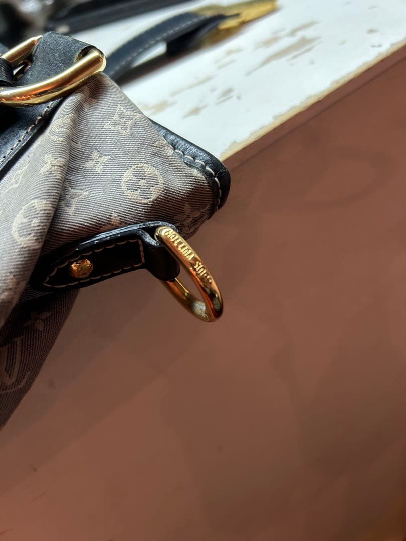 LOUIS VUITTON バッグ