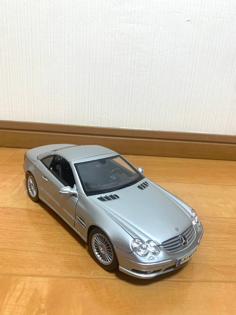 ミニカー Maisto Mercedes-Benz SLS AMG