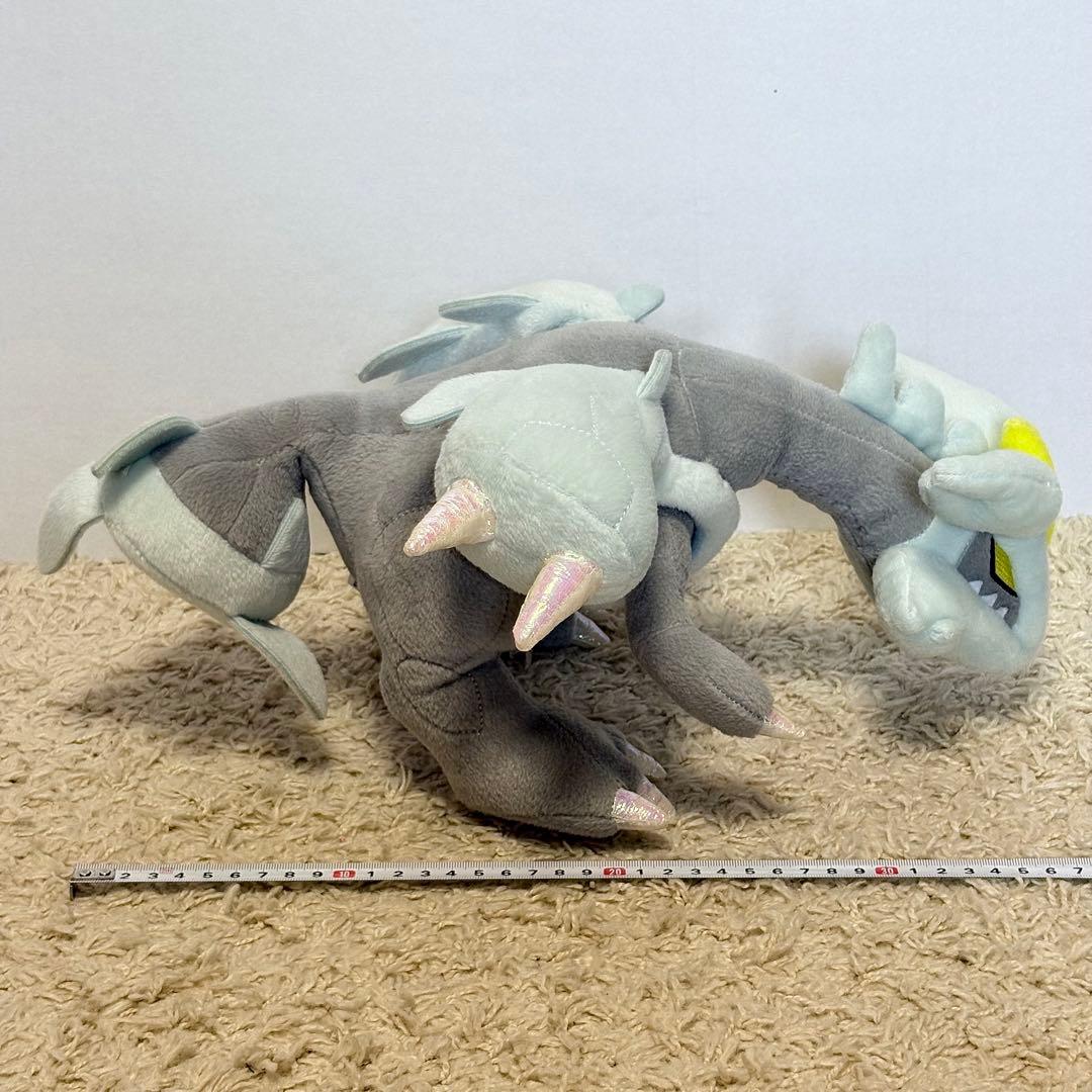 キュレム　ぬいぐるみ　ホワイトキュレム　ブラックキュレム　タカラトミー　TOMI