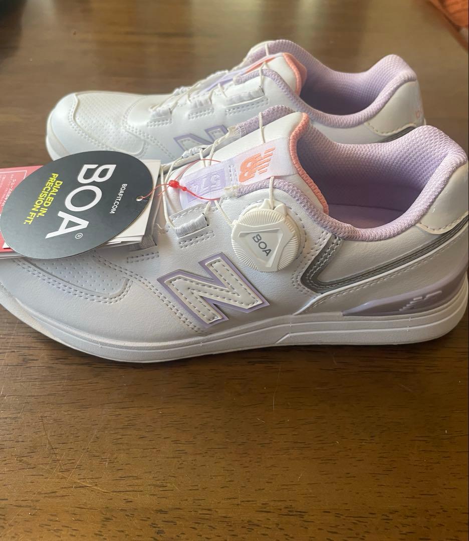 未使用　ニューバランス　レディースゴルフシューズ