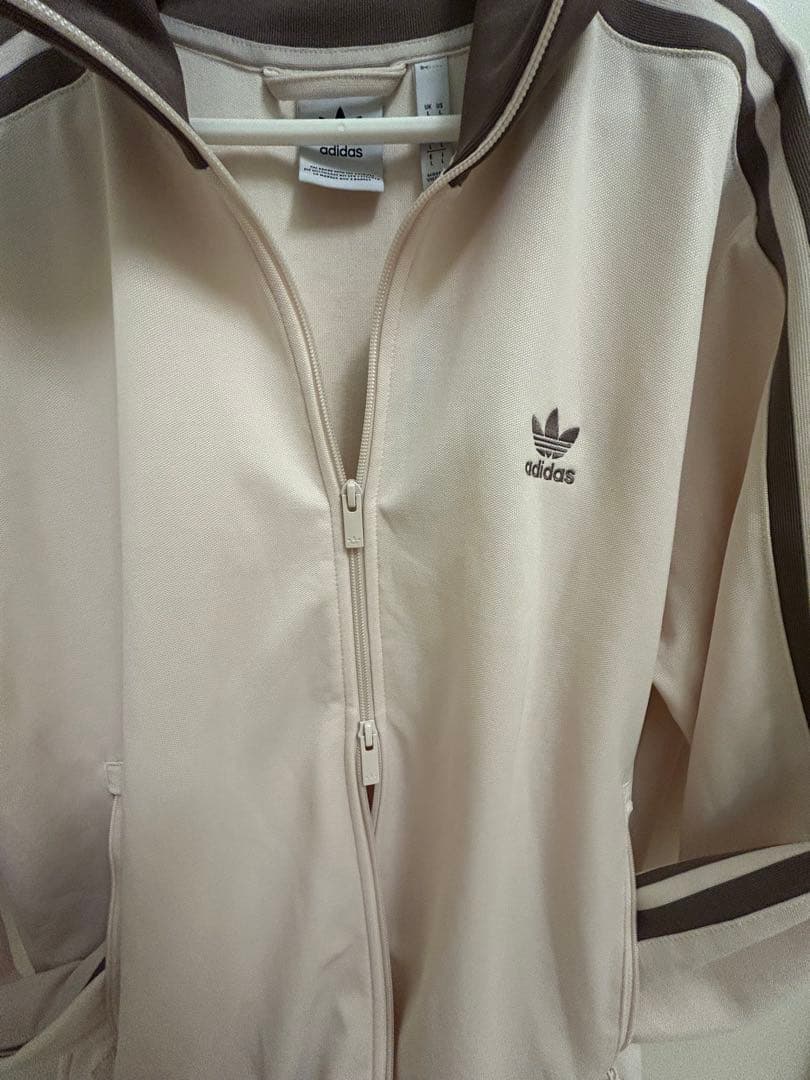 アディカラー クラシックトラックジャケット オフホワイト