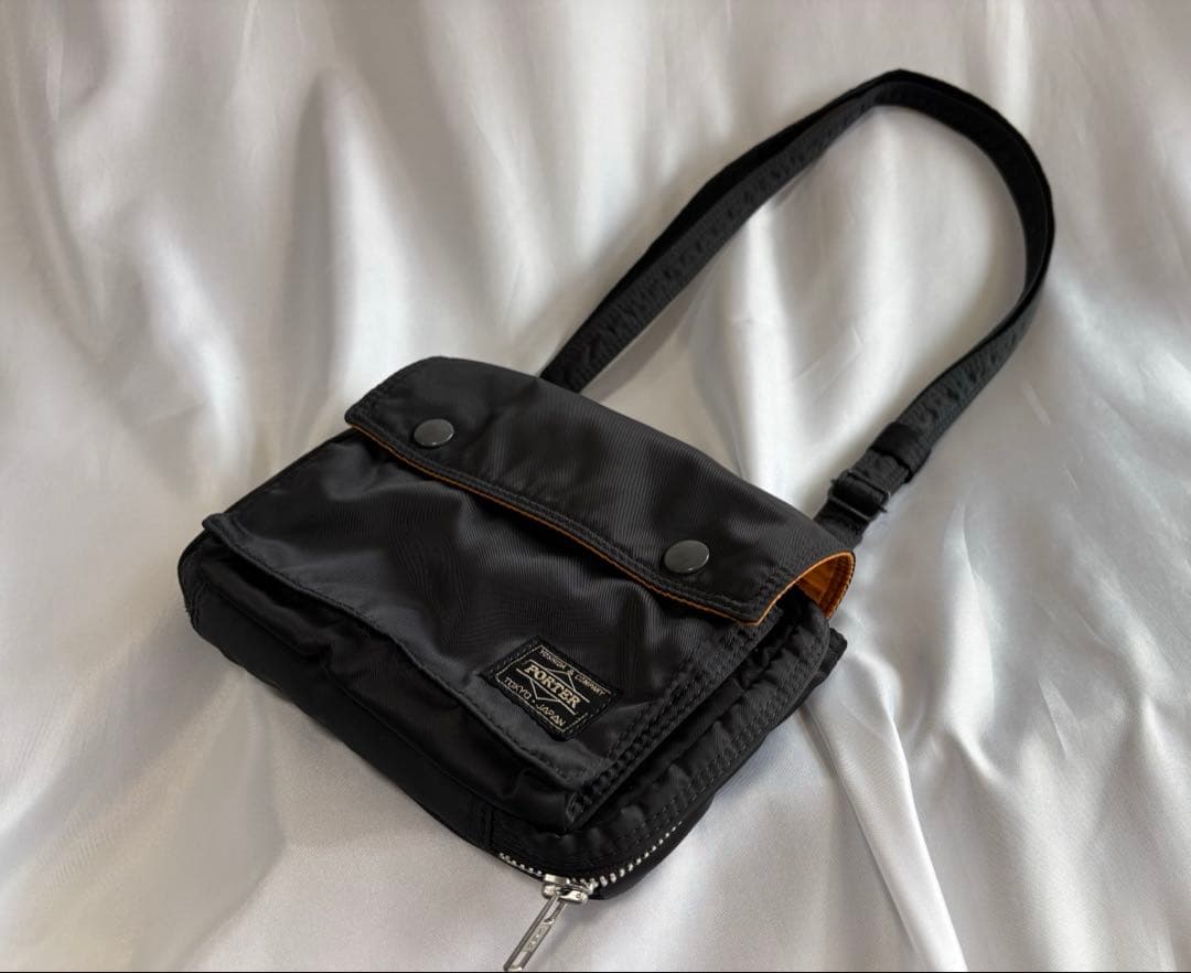 う*め様 吉田カバン　PORTER　ポーター　タンカー　ショルダーバック　ブラッ