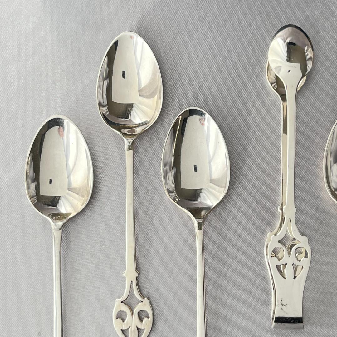 【英国】 透かしのティースプーン / シュガートング 6名用 ケース