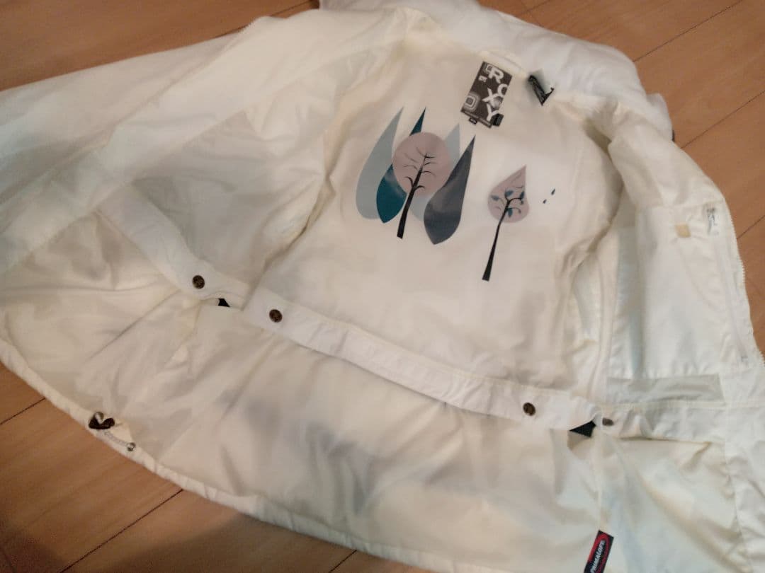 希少ROXY★ENDURANCE★タグ付未使用スノーボードウェアレディース上下