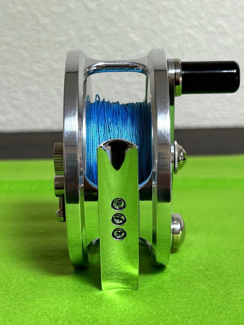 リール Kiraku Halcyone Large Trout. #6-#8