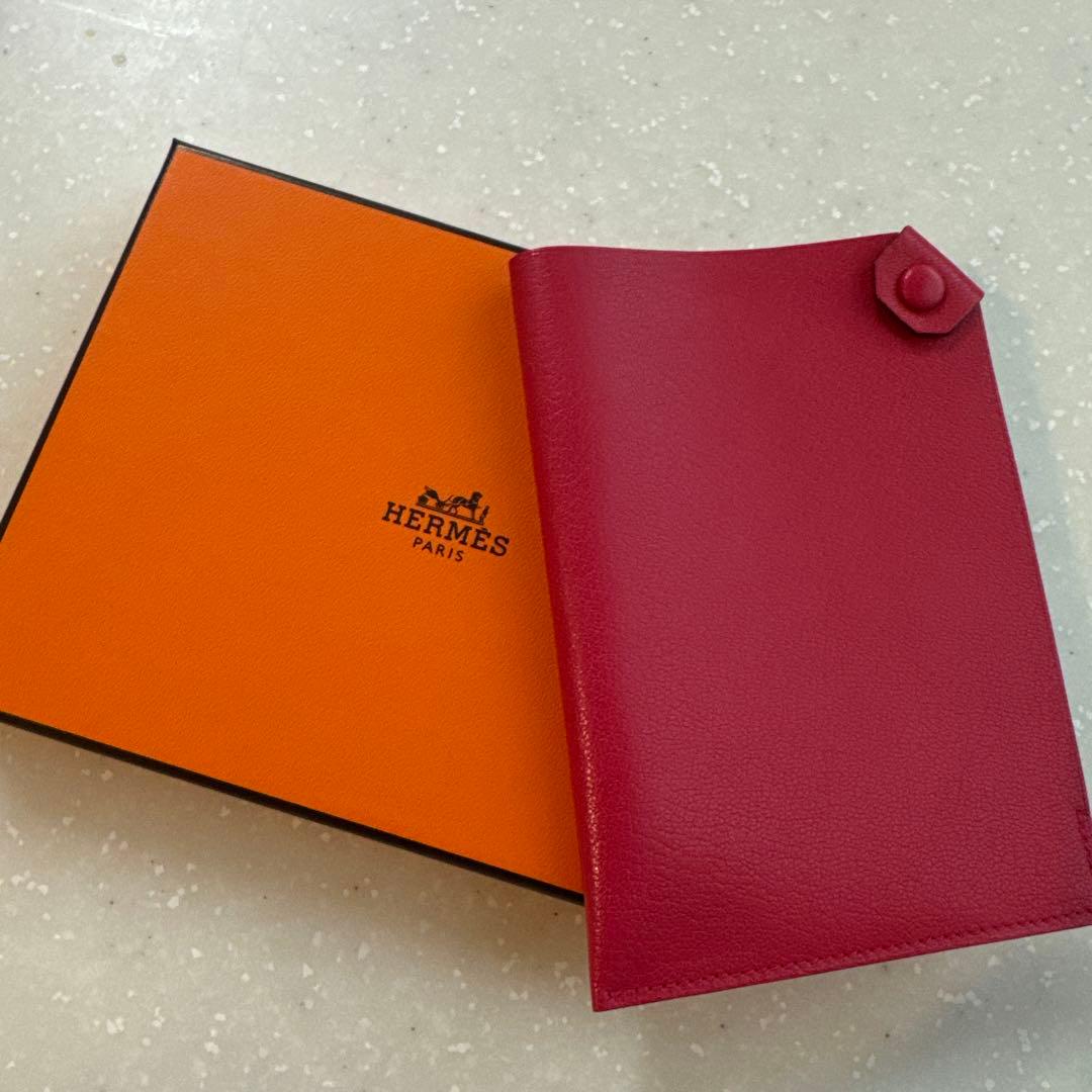 【新品未使用品】エルメス　パスポートケース