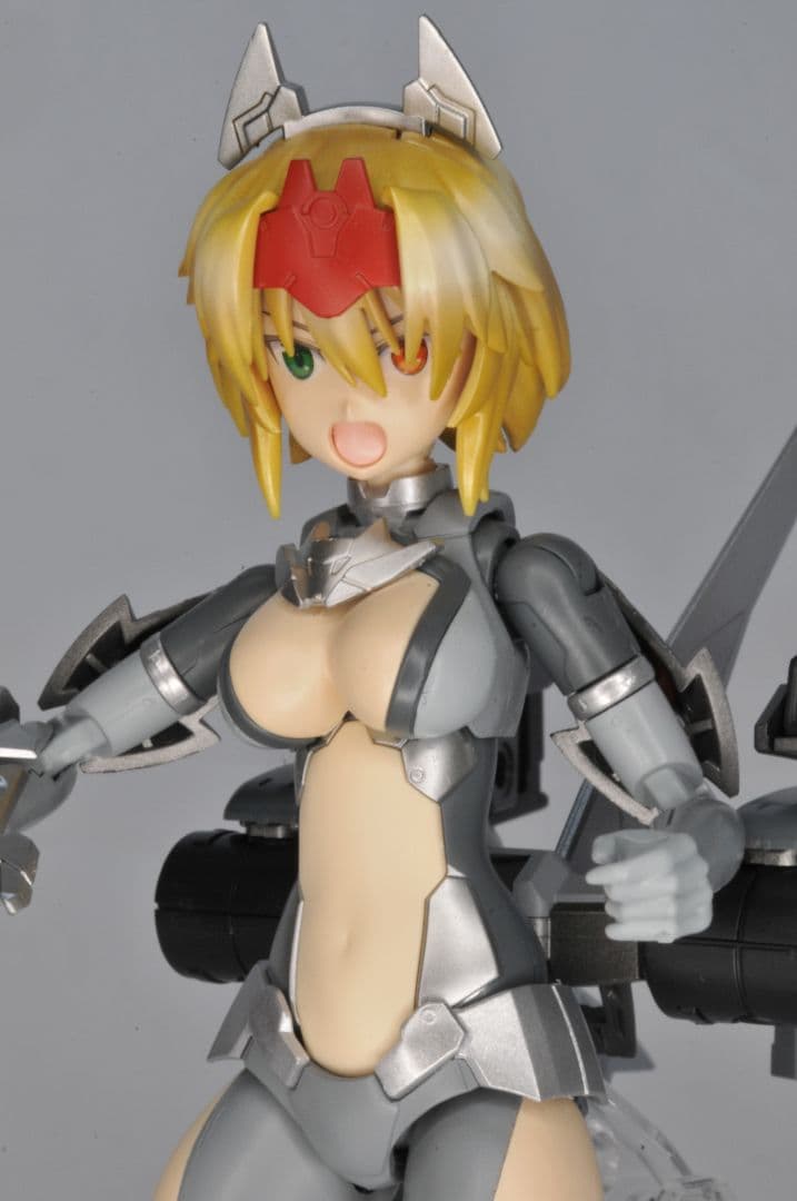 【30MS】バンダイ　アルカ=カルティー　ミリタリーテイスト　全塗装完成品