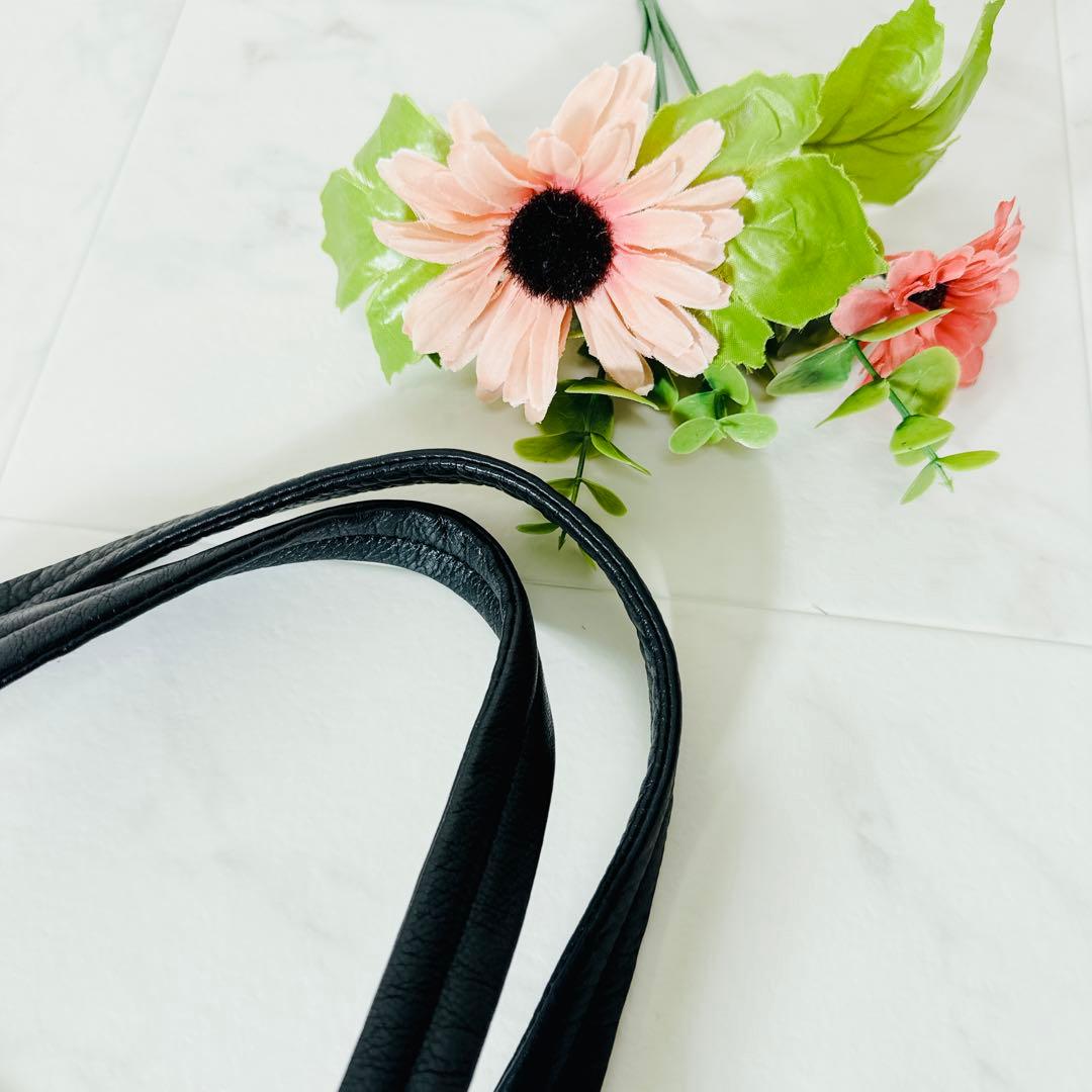 ダコタ　Dakota トートバッグ　A4サイズ収納可能　黒　ビジネスバッグ