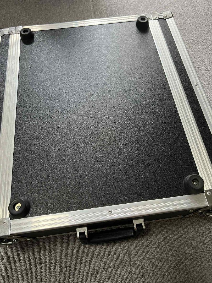 ベリンガー HA4700, SX3040, 3U ラックケース