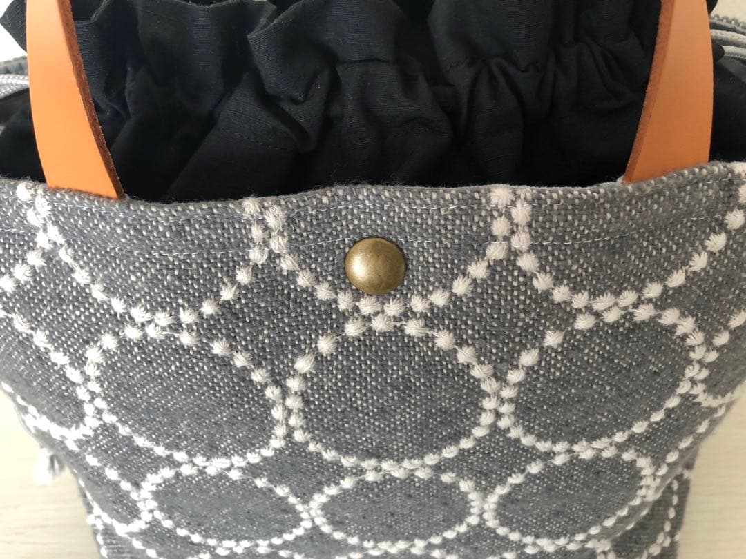 ハンドメイド　巾着バッグ　ミナペルホネン　タンバリン　かばん