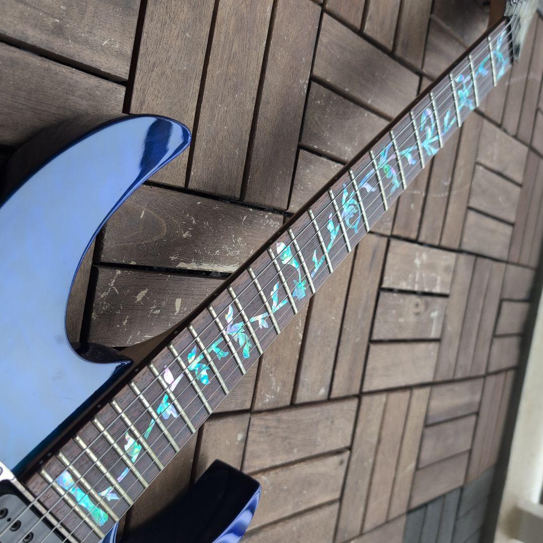 ibanez RG421QM 指板のツリー・オブ・ライフはシールです。