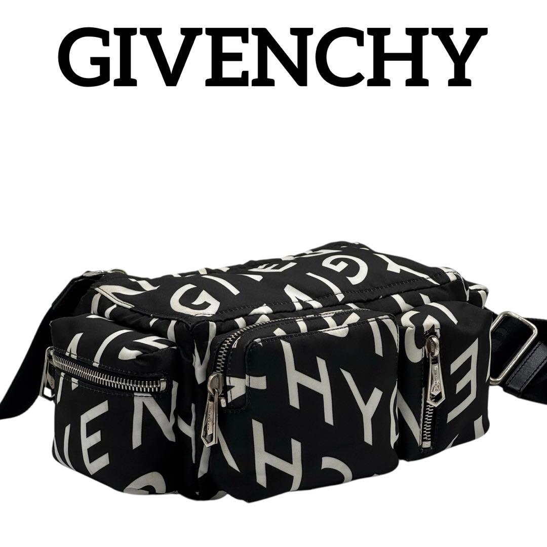 GIVENCHY ジバンシー　ボディバッグ　クロスボディ　ショルダーバッグ　総柄