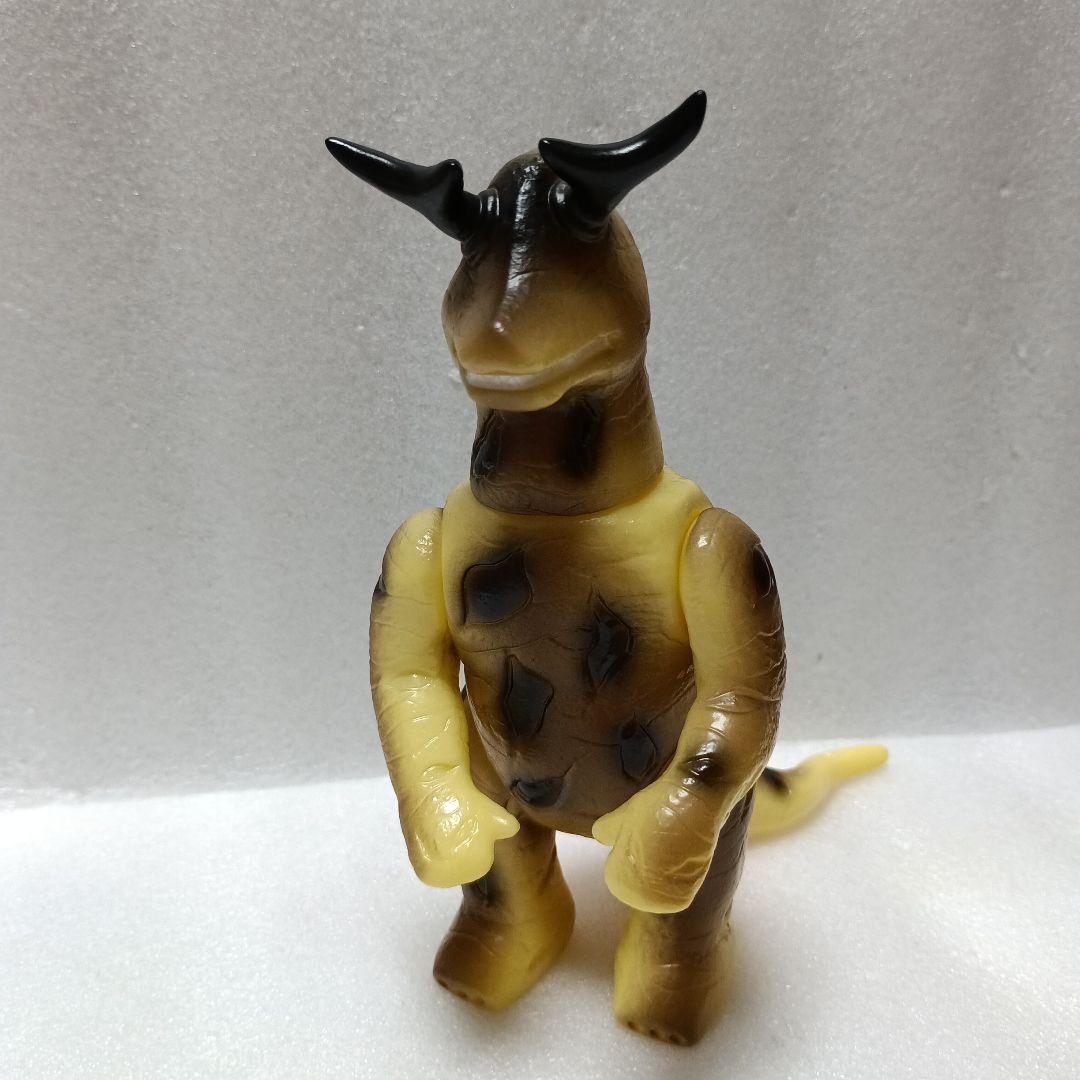 ポピー　キングザウルスシリーズ　エレキング　ソフビ