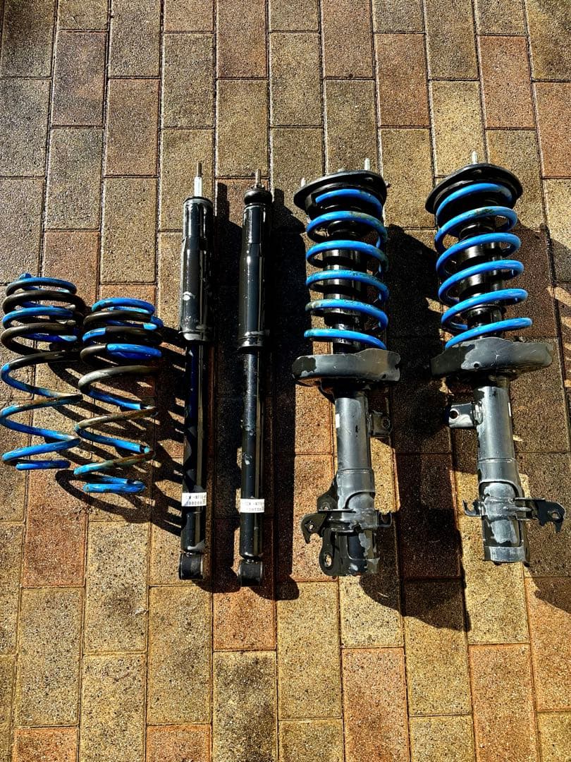 ステップワゴンRK5 ダウンサス ショック サスペンション 美品 早い者勝ち