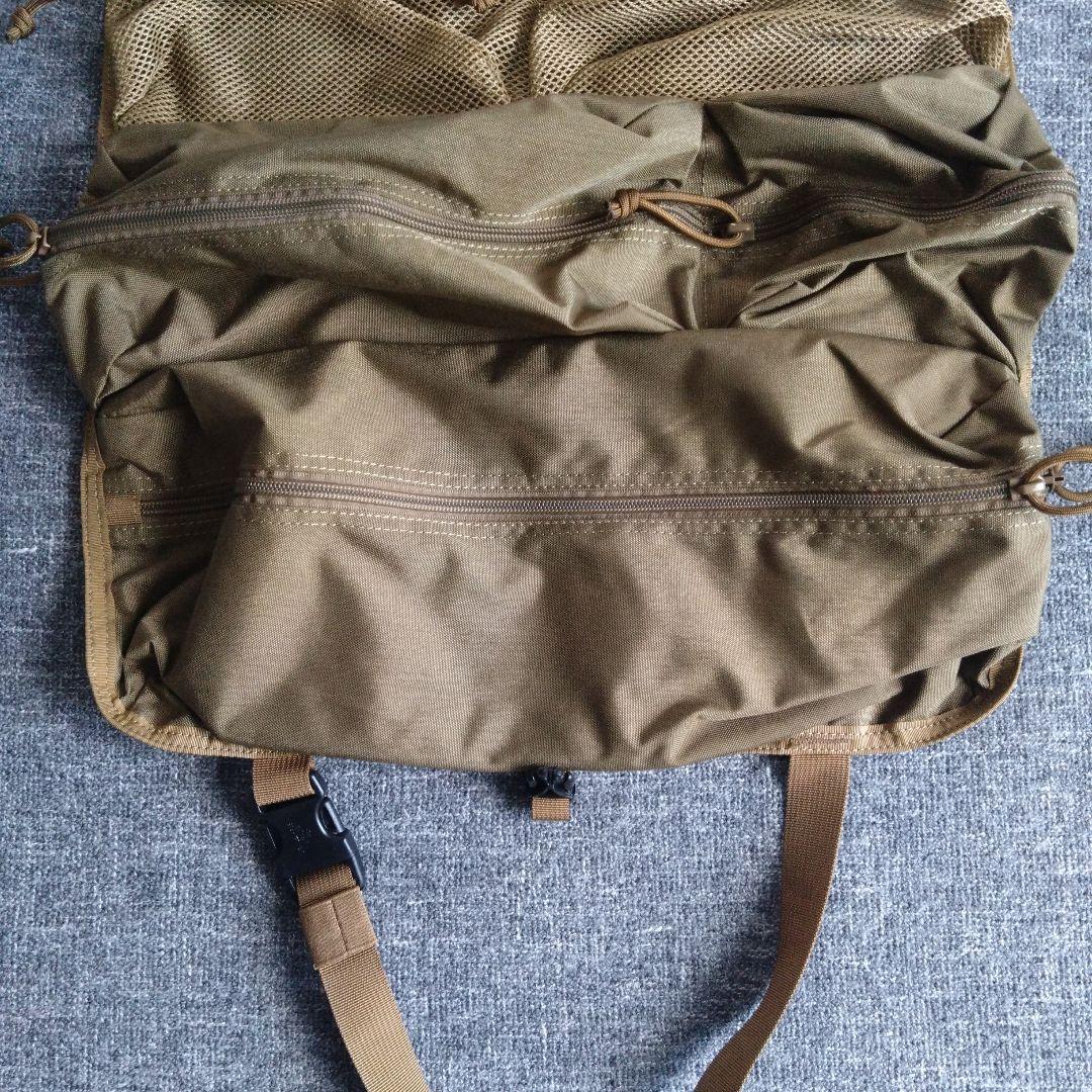 【BRIEFING】新品 マルチ ポケット シート KHAKI