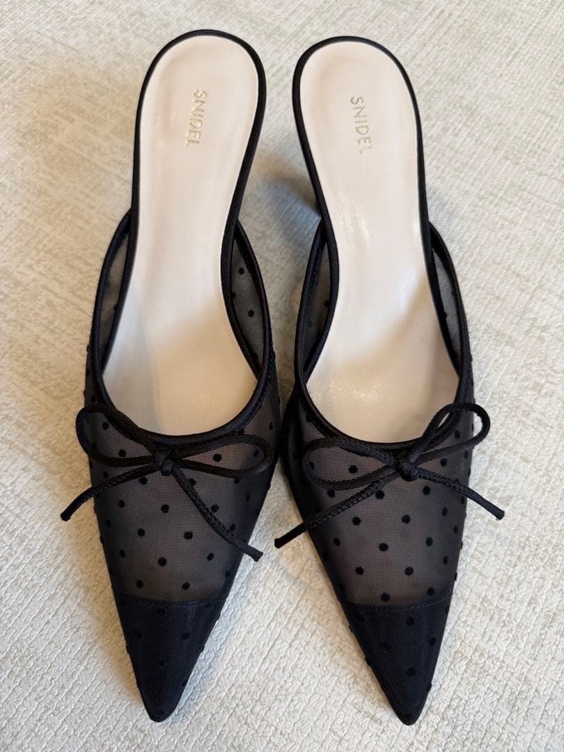 **超美品** SNIDEL スナイデル ドットチュールリボンミュール ブラック